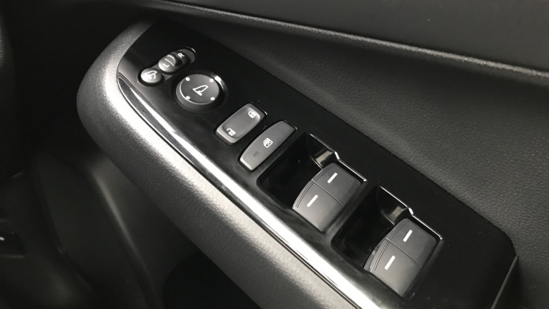 Honda HR-V 1.5 eHEV Advance Style 5dr CVT Hybrid Hatchback